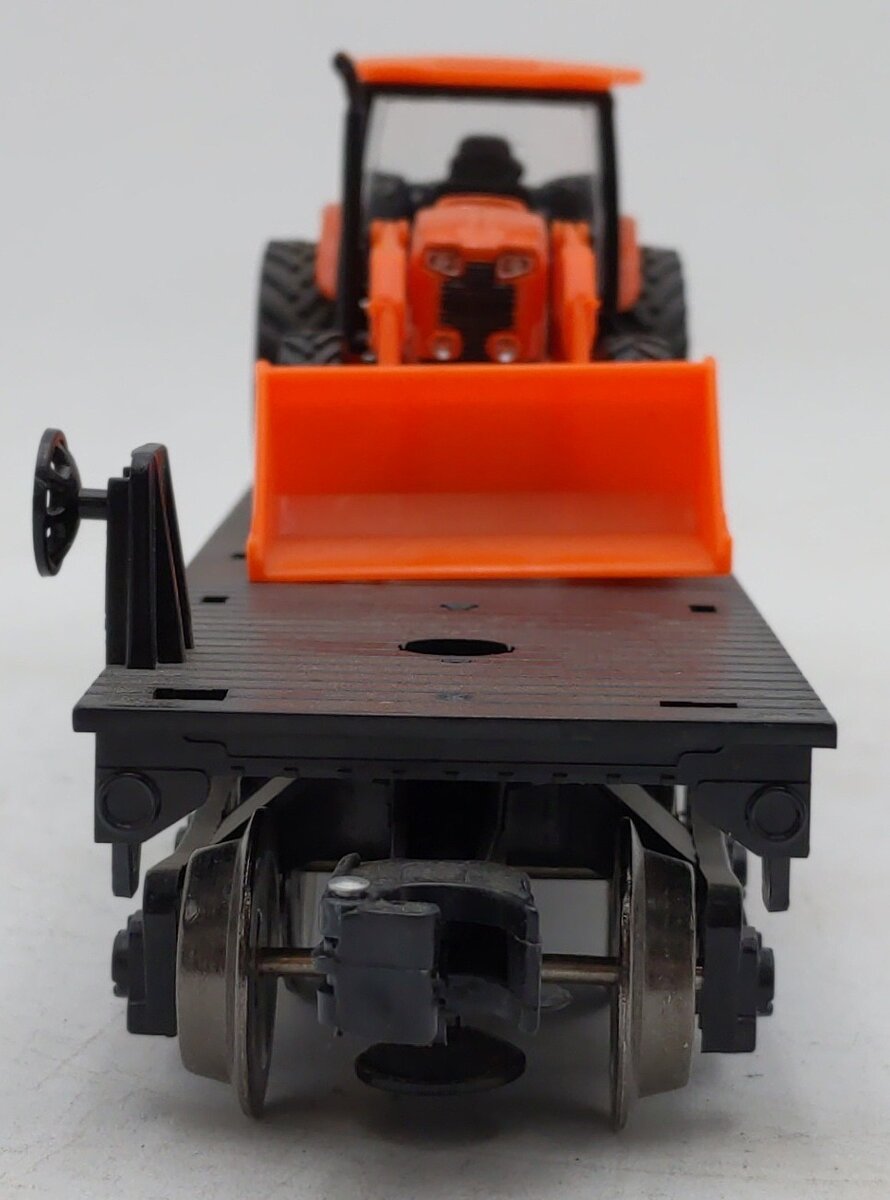 Menards 279-3186 O Chicago & North Western Flatcar with Kubota Tractor #5798 EX/Box
