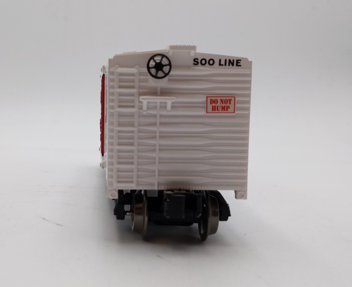 Menards 279-2654 O Scale Soo Line Box Car #11214 EX