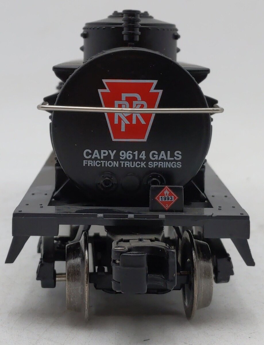 Menards 279-3958 O Gauge Pennsylvania Tank Car #3272 EX/Box