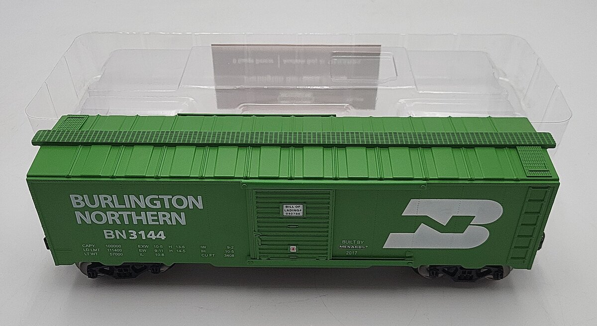 Menards 279-3826 O Gauge Burlington Northern Boxcar #3144 LN/Box