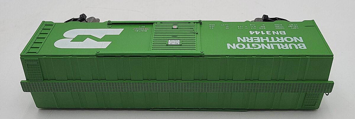 Menards 279-3826 O Gauge Burlington Northern Boxcar #3144 LN/Box