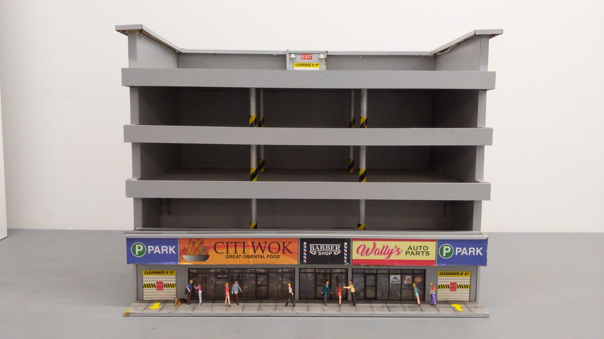 Menards 279-4392 O Scale Citi Center Parking Garage w/Shops EX