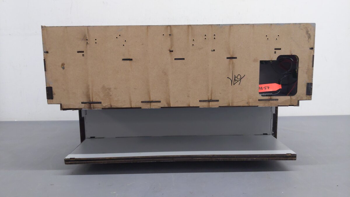 Menards 279-4392 O Scale Citi Center Parking Garage w/Shops EX