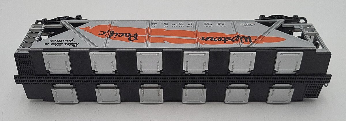 Menards 279-3875 O Gauge Western Pacific Covered Hopper Car LN