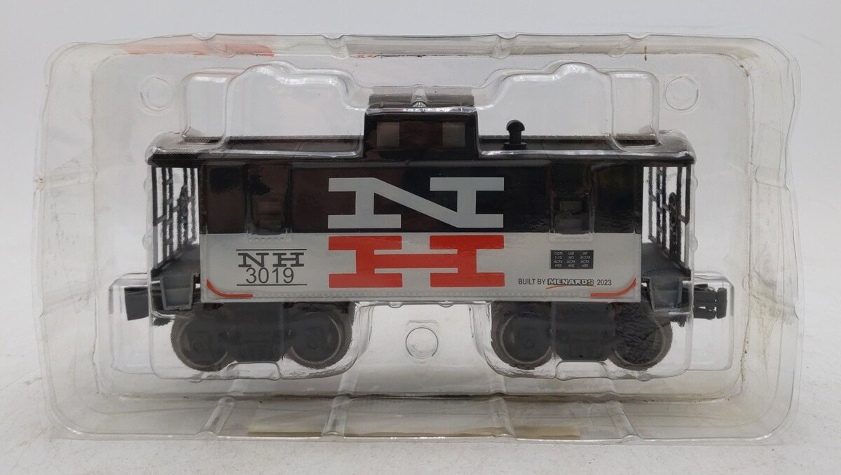Menards 279-6851 O Gauge New Haven Caboose w/Lighting EX/Box