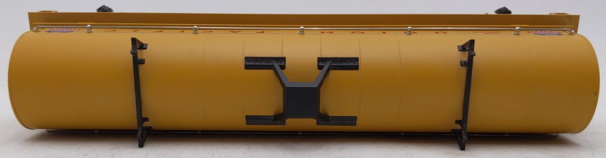 MTH 20-98204 O Gauge Union Pacific Steel Coil Car w/ Cover #229606 EX/Box