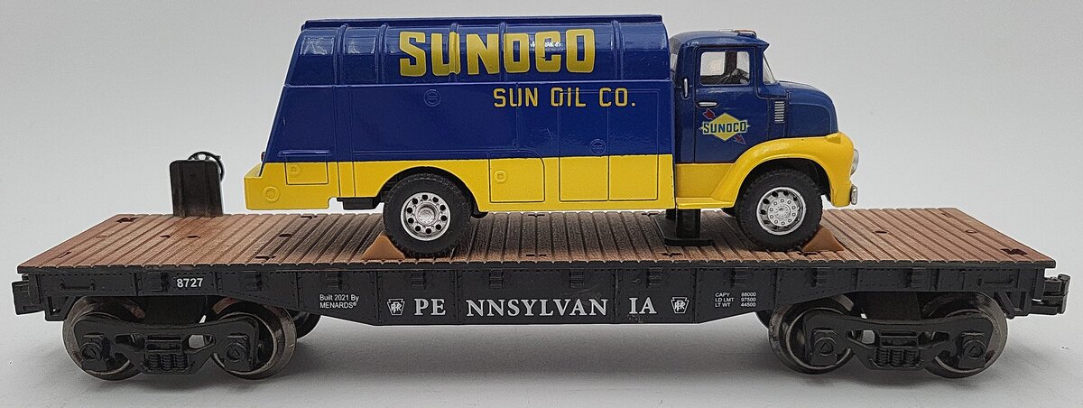 Menards 279-8318 Pennsylvania Flatcar w/ Sunoco Fuel Truck EX/Box