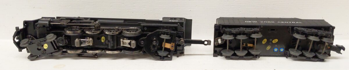 MTH 30-1656-1e O New York Central 4-8-2 L-3 Mohawk Steam Loco & Tender #3010 EX/Box