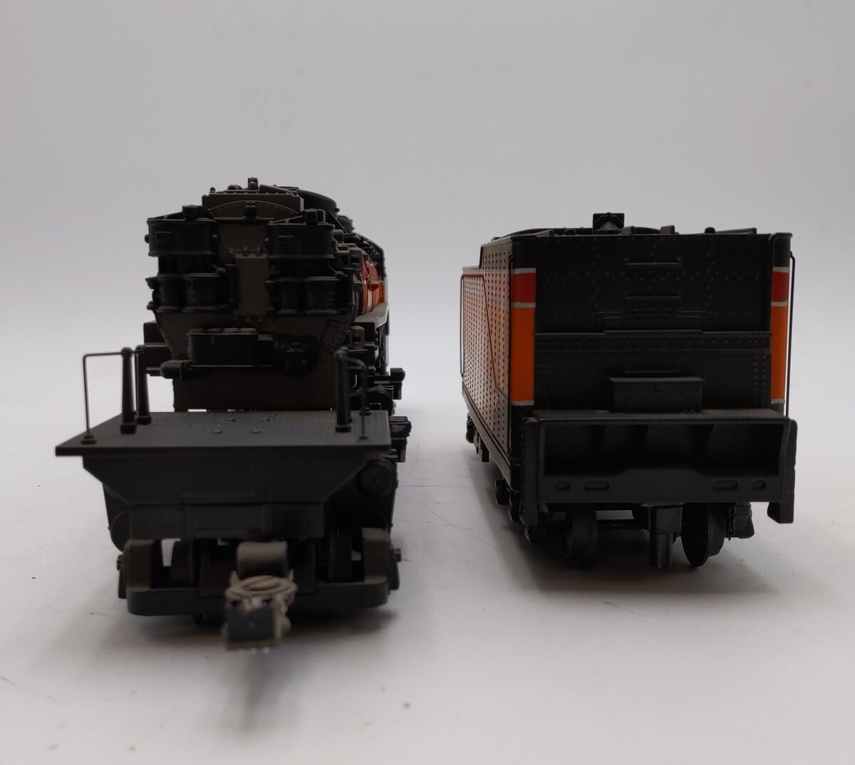 MTH 30-1823-1 Southern Pacific 2-8-8-2 Imperial Cab Forward Steam Engine #4285 EX/Box