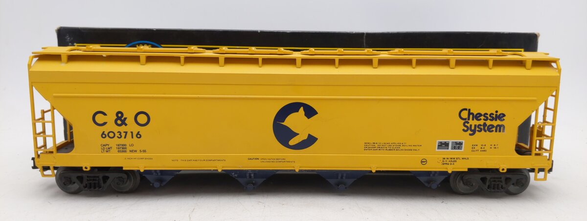 Weaver U1704 O Gauge Chessie 4-Bay Centerflow Hopper Car #603716 EX/Box