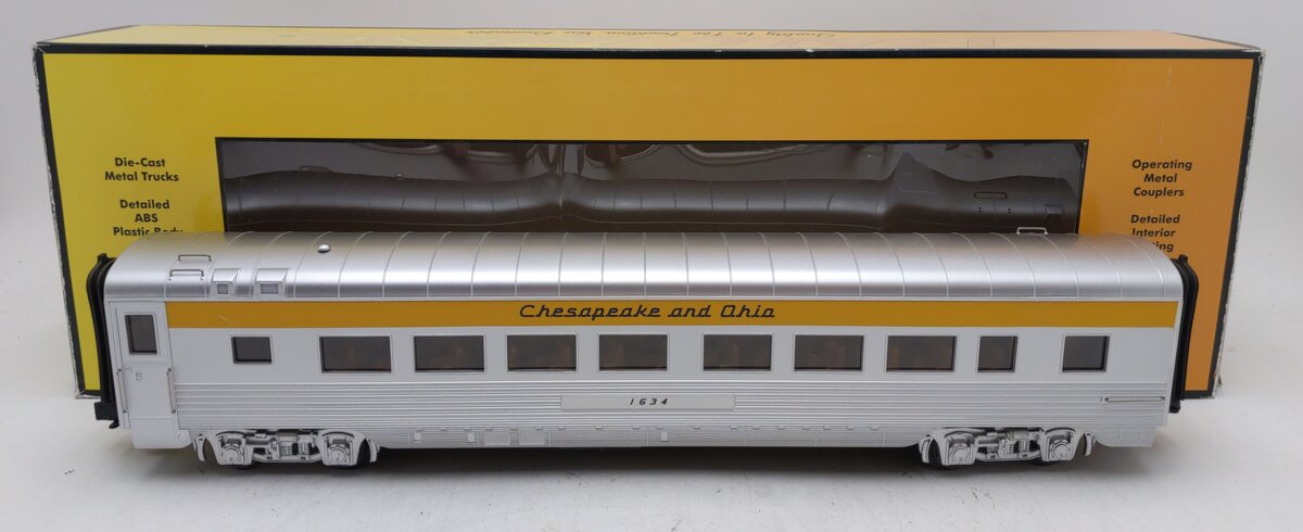 MTH 30-67865 O Chesapeake & Ohio 60' Streamlined Fluted-Side ABS Coach - 3-Rail EX/Box
