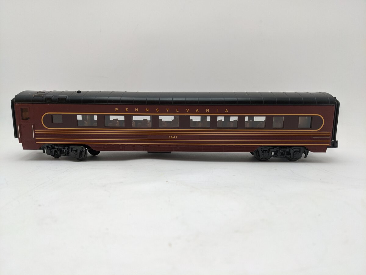 MTH 30-67975 O Pennsylvania 60' Streamlined Coach Car EX/Box