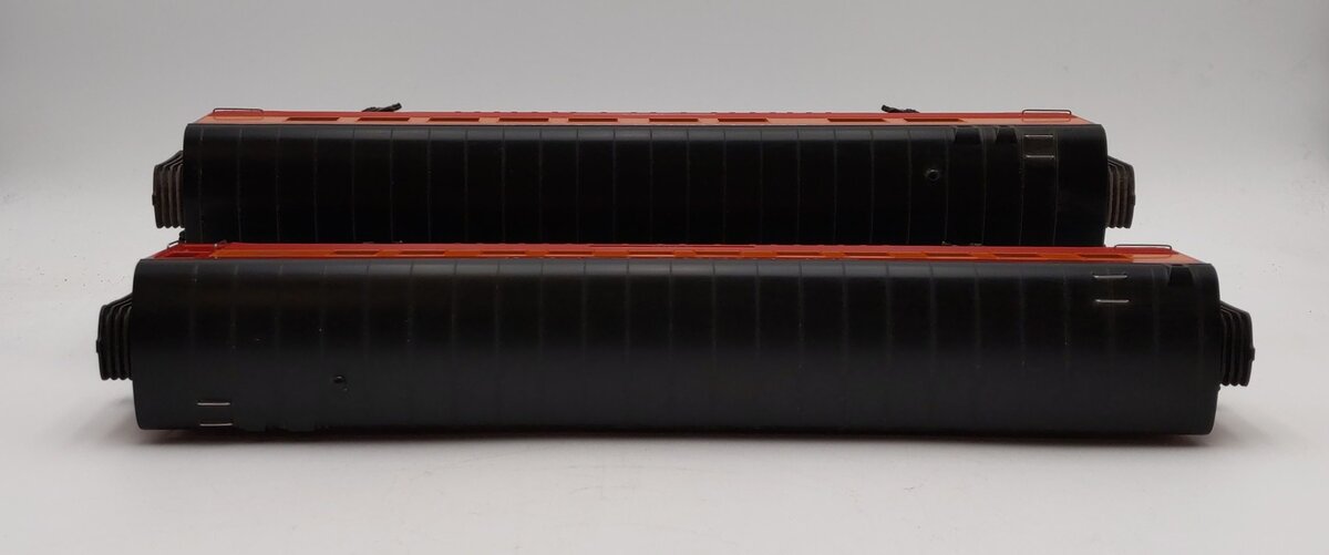 MTH 30-68169 O Southern Pacific (Daylight) 2-Car 60' Streamlined Sleeper/Diner