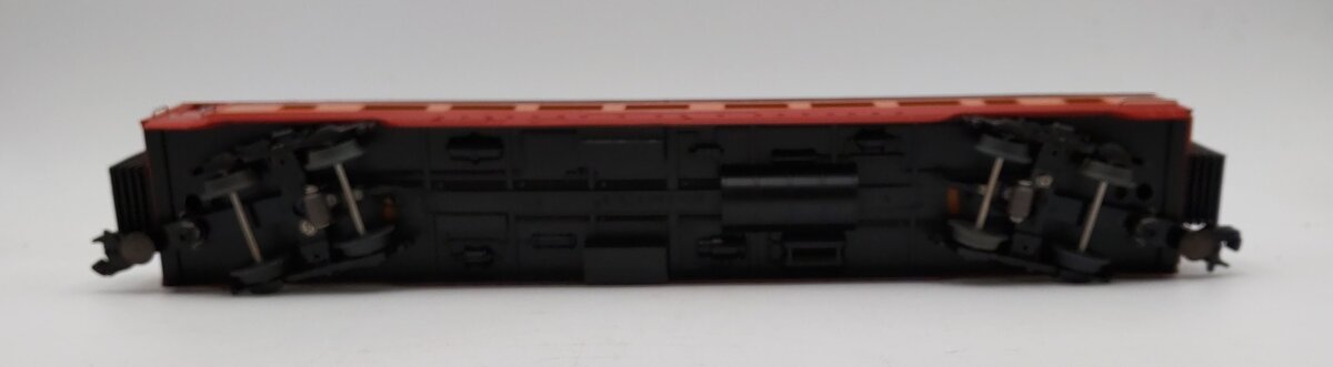 M.T.H. 30-68170 O Southern Pacific 60' Streamlined Coach Car #2358 LN/Box