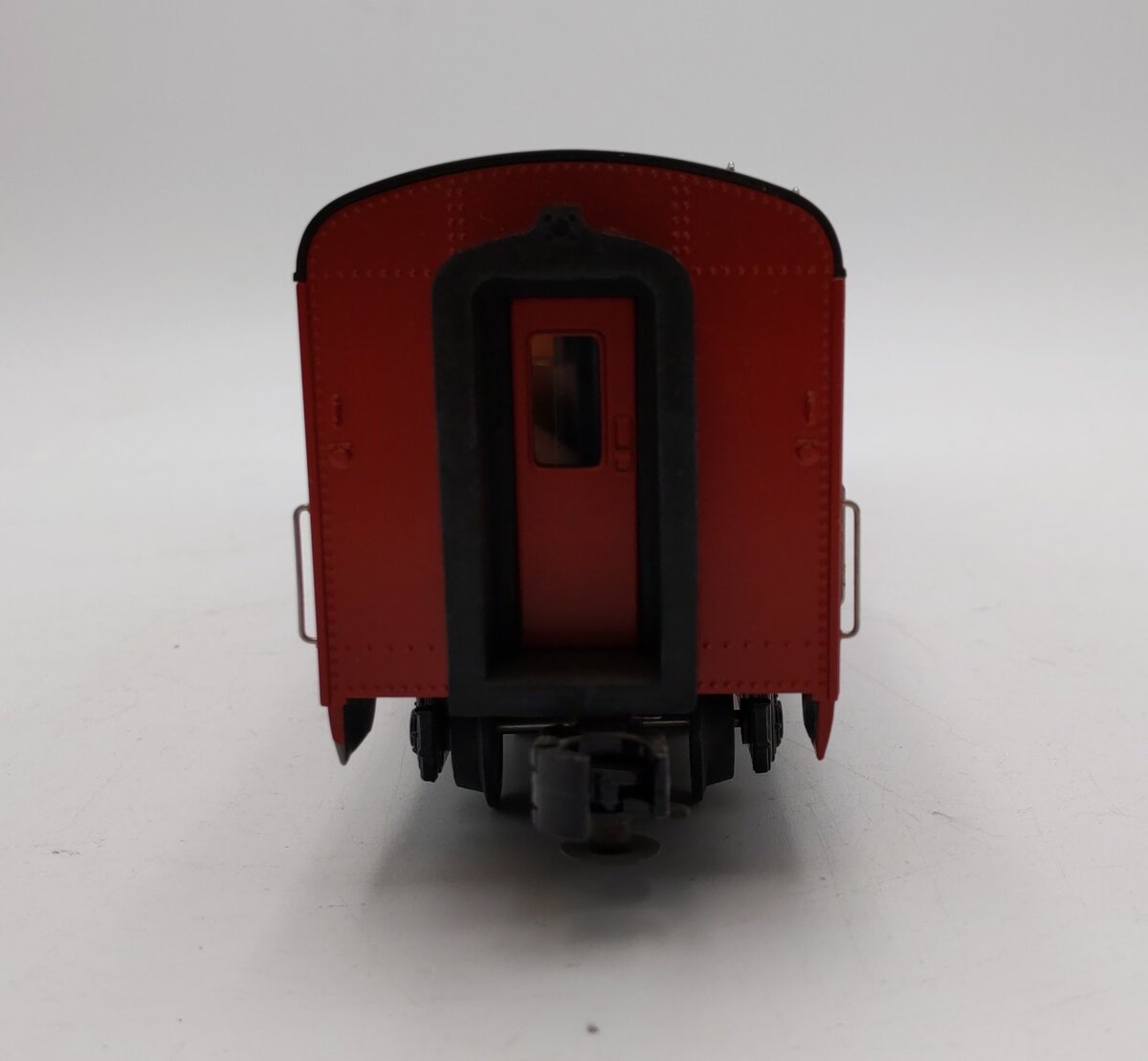 M.T.H. 30-68170 O Southern Pacific 60' Streamlined Coach Car #2358 LN/Box