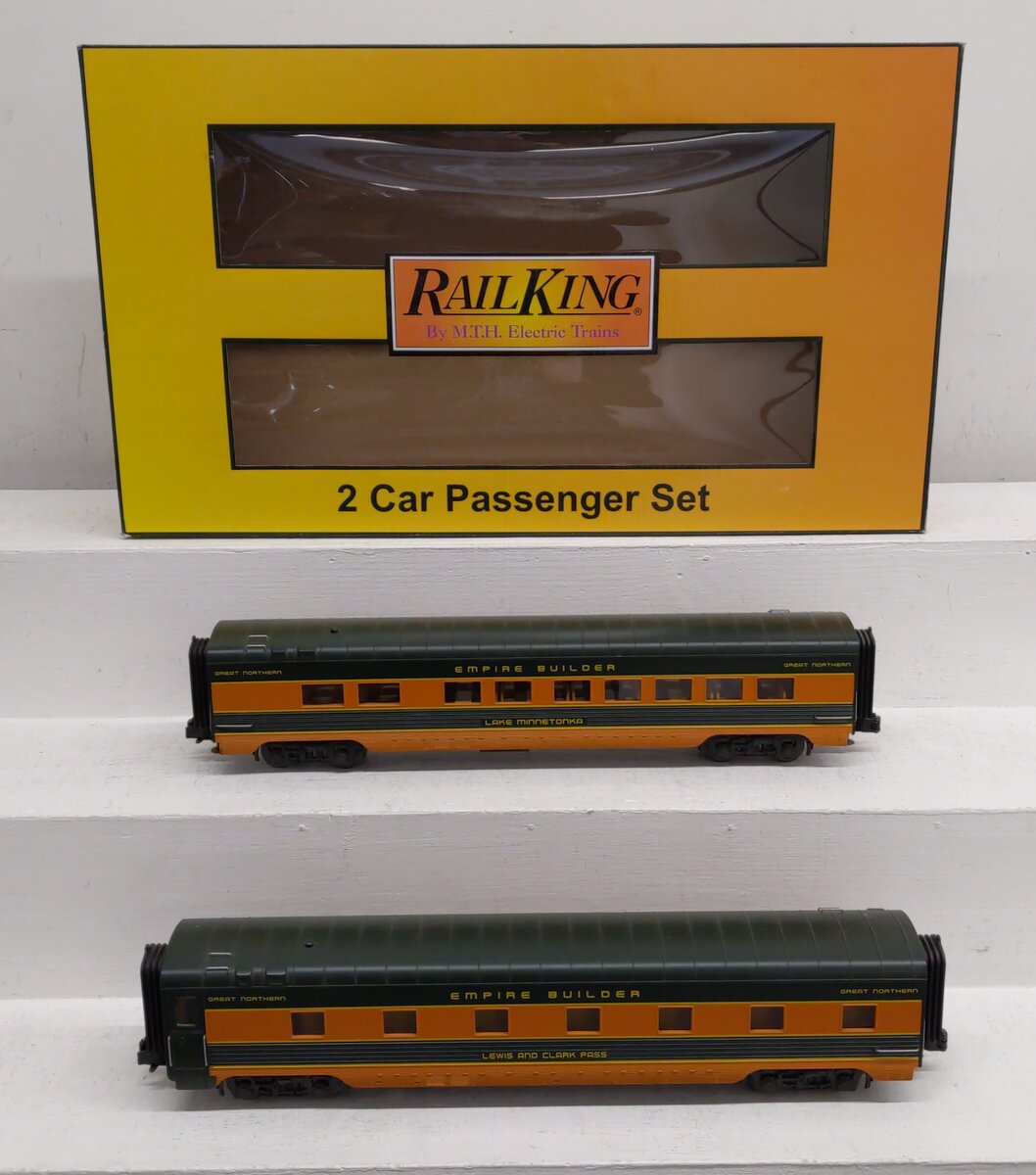 MTH 30-68185 O Gauge Empire Builder Passenger Cars (Set of 2) EX/Box