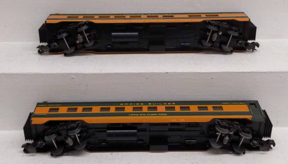 MTH 30-68185 O Gauge Empire Builder Passenger Cars (Set of 2) EX/Box