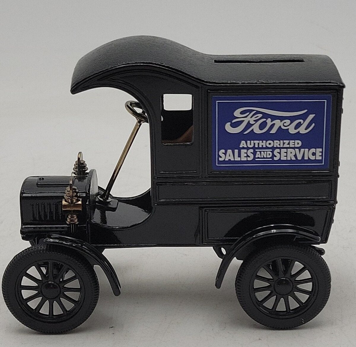 Ertl 3233 1905 Ford Sales and Services Delivery Car Coin Bank LN/Box