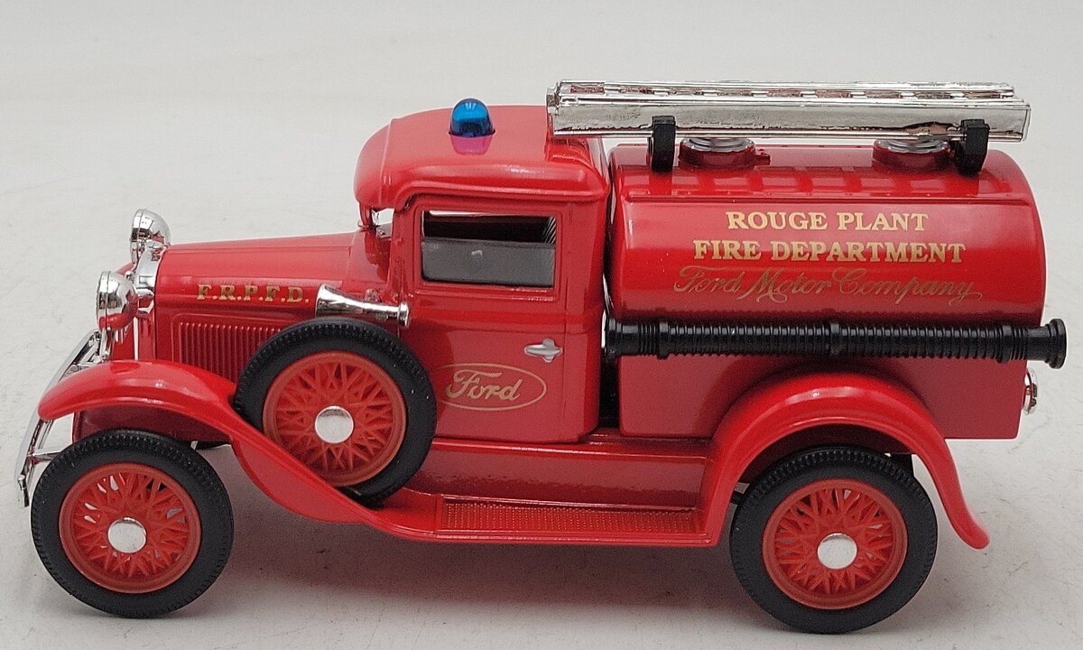 Spec Cast Inc. 2025 1:24 Ford Model A Rouge Plant Fire Department Fire Truck EX/Box
