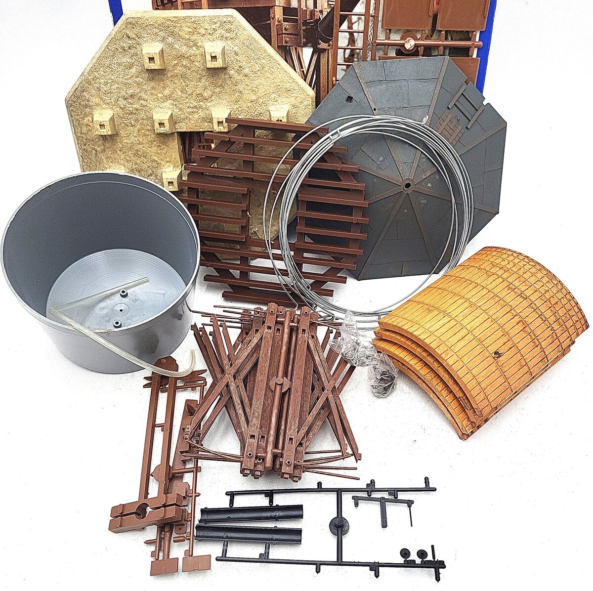 LGB Pola 923 G Scale Water Tower NIB