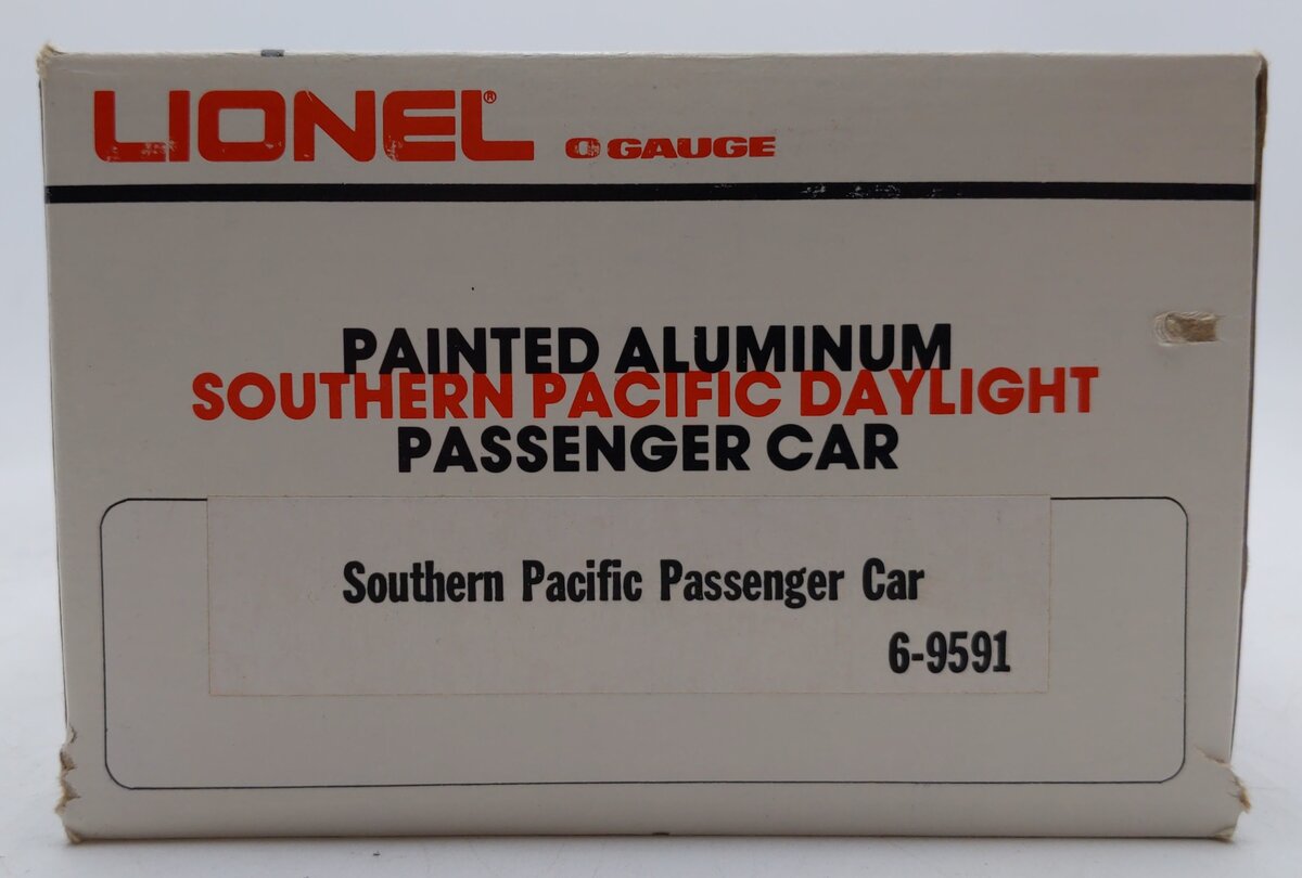 Lionel 6-9591 O Gauge Southern Pacific Daylight Aluminum Passenger Car EX/Box