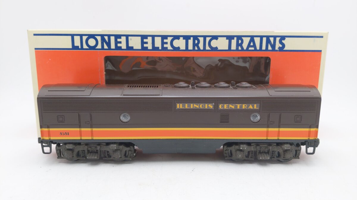 Lionel 6-8581 O Gauge Illinois Central F3 Dummy B Unit Diesel Locomotive EX/Box