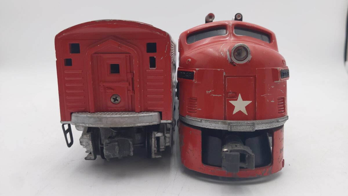 Lionel 2245 O Gauge Texas Special F-3 AB Diesel Locomotive Set VG