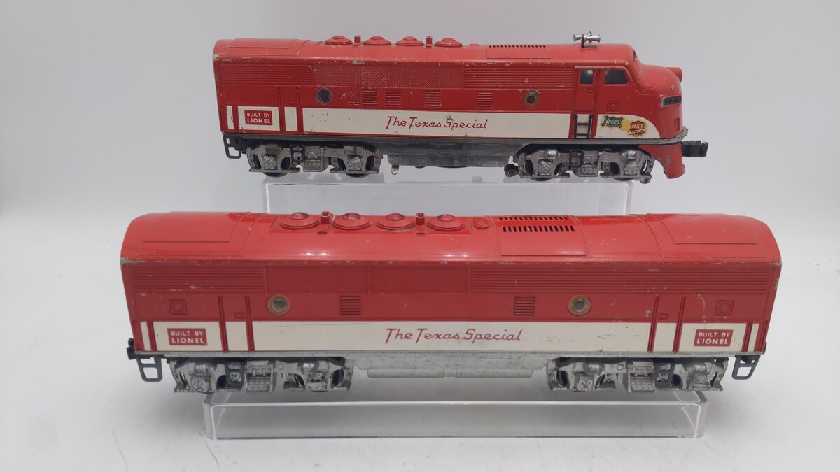 Lionel 2245 O Gauge Texas Special F-3 AB Diesel Locomotive Set VG