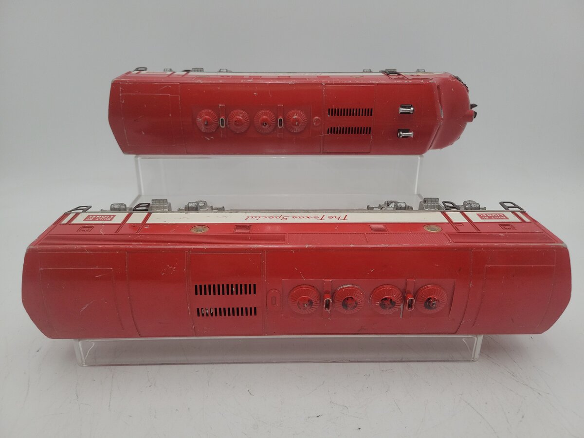 Lionel 2245 O Gauge Texas Special F-3 AB Diesel Locomotive Set VG