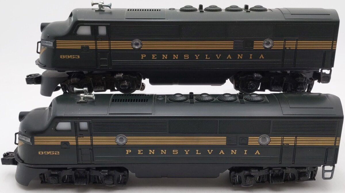 Lionel 6-8952 O Gauge Pennsylvania F-3 AA Diesel Locomotive Set EX/Box