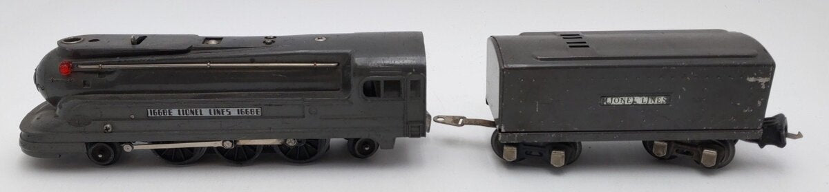 Lionel 1668E Vintage O 2-6-2 Gunmetal Streamline Steam Locomotive & Tender VG
