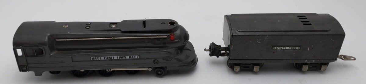 Lionel 1668E Vintage O 2-6-2 Gunmetal Streamline Steam Locomotive & Tender VG