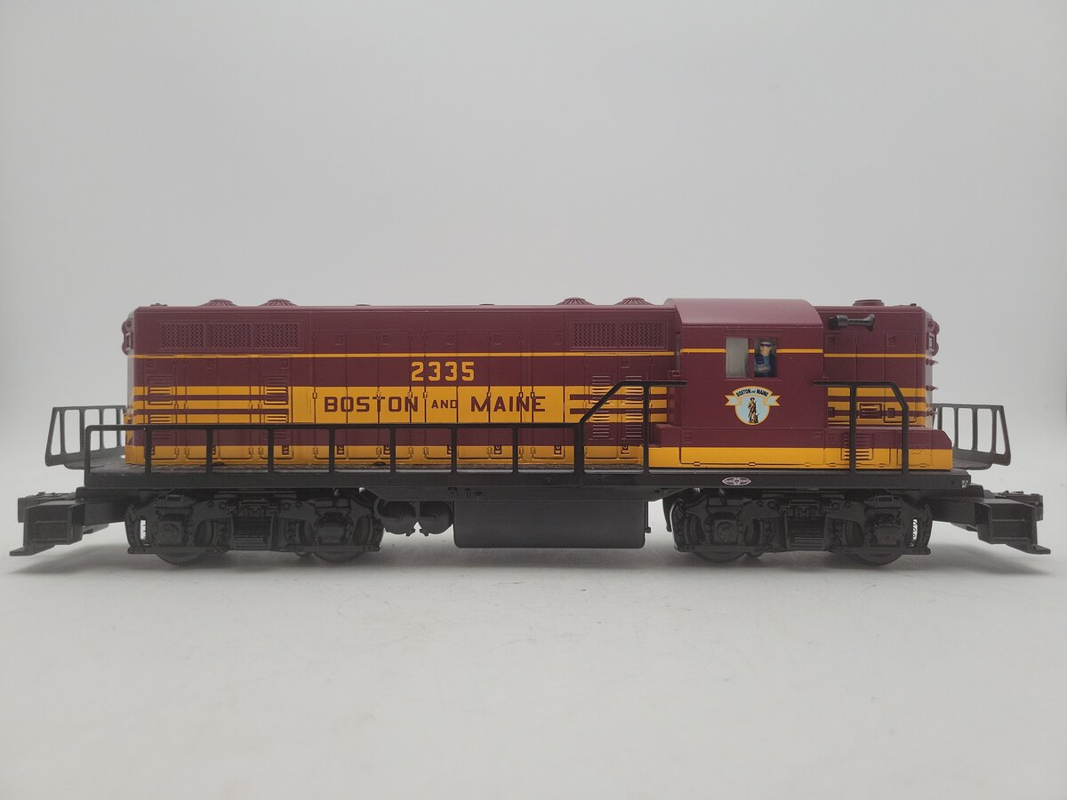 Lionel 6-58213 O 2015 LCCA B&M Lion Chief Plus GP-7 Diesel Locomotive #2335 VG
