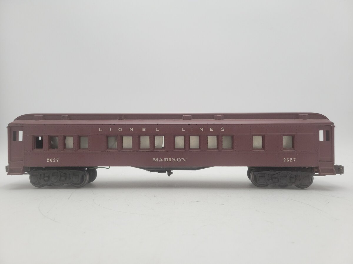Lionel 2627 Vintage O Lionel Lines Madison Heavyweight "Madison" Passenger Car VG