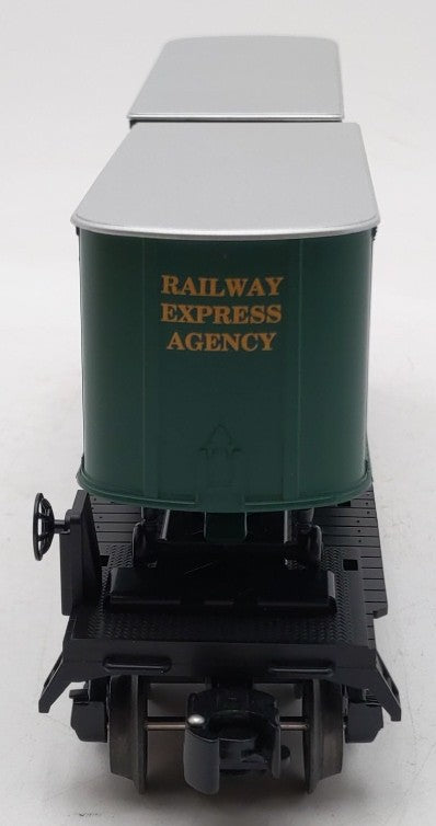 Lionel 6-26065 O Gauge REA Flatcar with Piggyback Trailers NIB