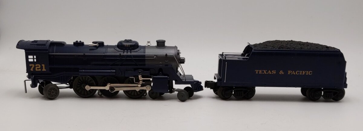 Lionel 6-18679 O JC Penny T&P 4-6-2 Steam Loco and Tender #721 with Display Case NIB