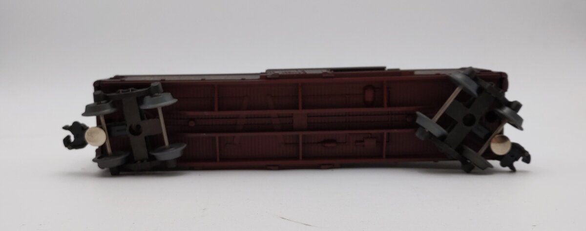 Lionel 6-5706 O Gauge MILW Lindsay Bros. Binder & Twine Reefer NIB