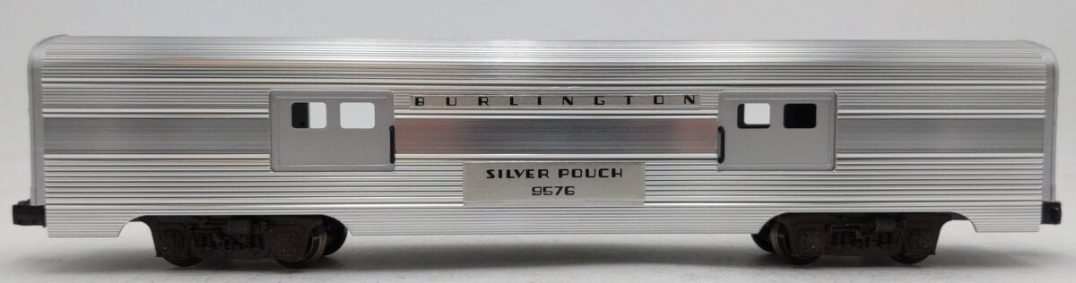 Lionel 6-9576 O Gauge Burlington "Silver Pouch" Aluminum Baggage Car EX/Box