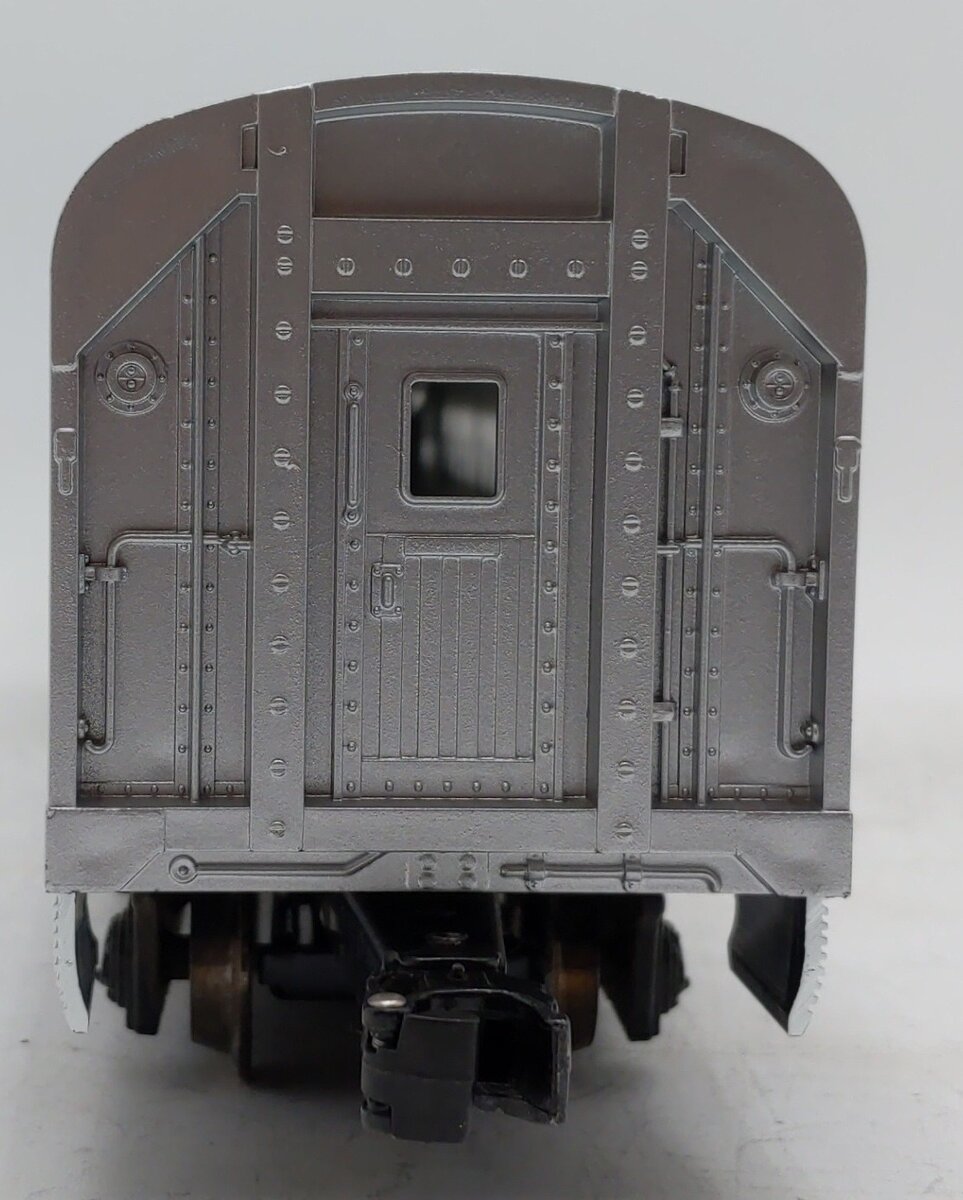 Lionel 6-9577 O Gauge Burlington "Silver Halter" Aluminum Passenger Coach EX/Box