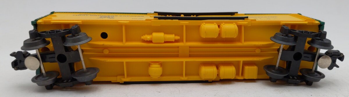 Lionel 6-9887 O Gauge FARR Fruit Growers Express Refrigerator Car #9887 EX/Box