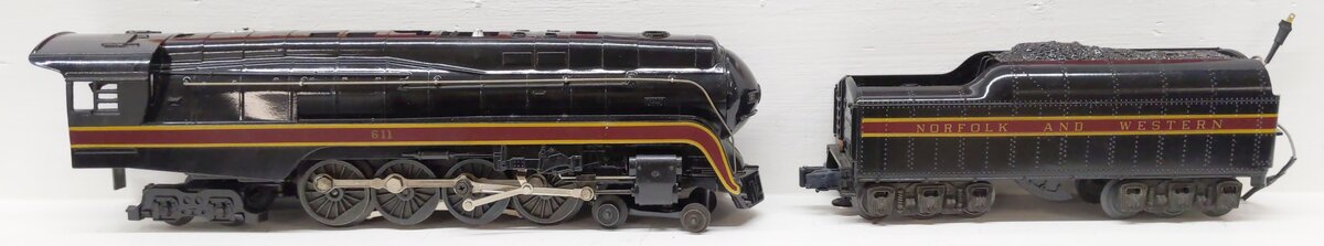 Lionel 6-8100 O Gauge Norfolk & Western 4-8-4 Steam Locomotive & Tender #611 VG/Box