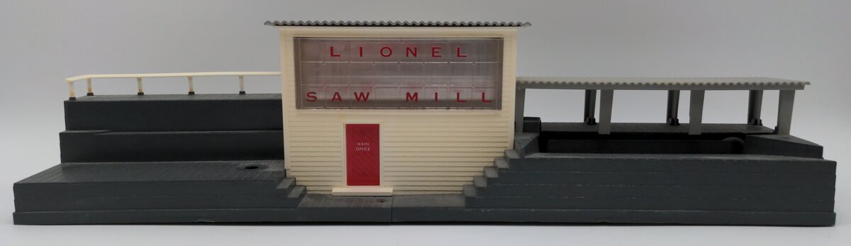 Lionel 6-2301 O Gauge Operating Sawmill EX/Box