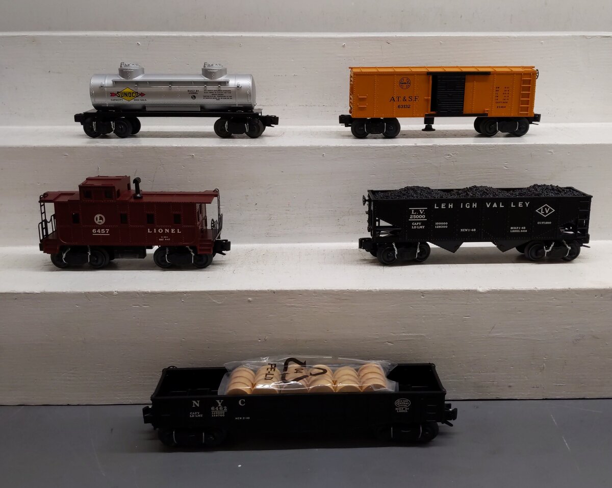 Lionel 6-38310 New York Central F-3 O Gauge Diesel Freight Train Set NIB