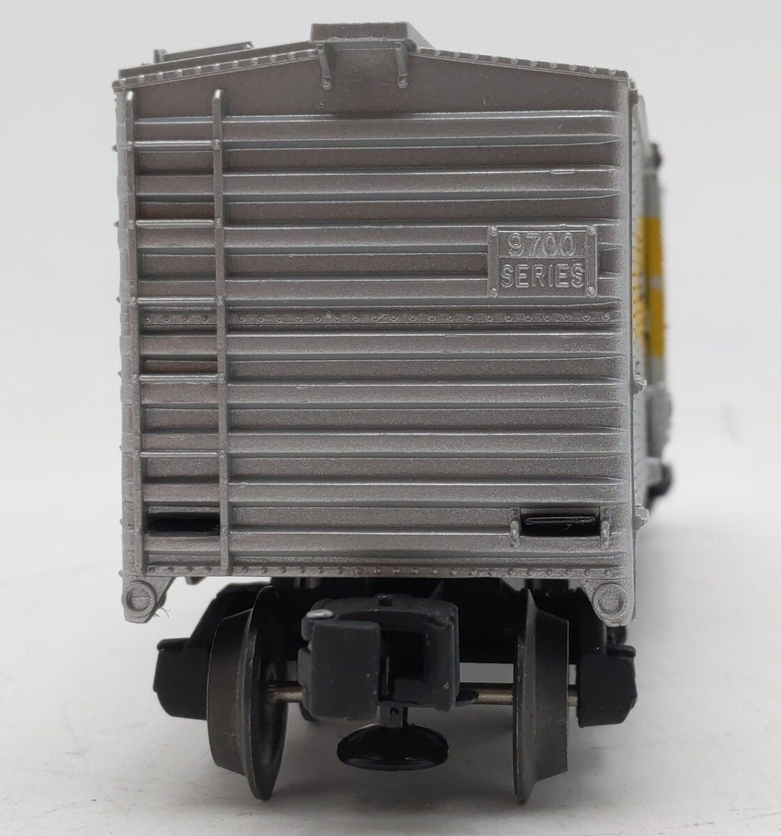 Lionel 6-19259 O Gauge Western Pacific Silver Yellow Feather 6464 Series Boxcar EX/Box