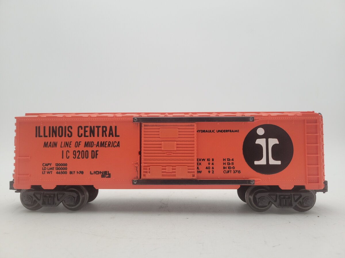 Lionel 6-9200 O Gauge Illinois Central Boxcar #9200 VG
