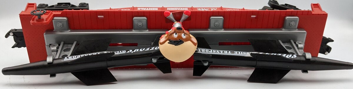 Lionel 6-16980 O Gauge WB Speedy Gonzales Missile Flatcar #6823 MT/Box