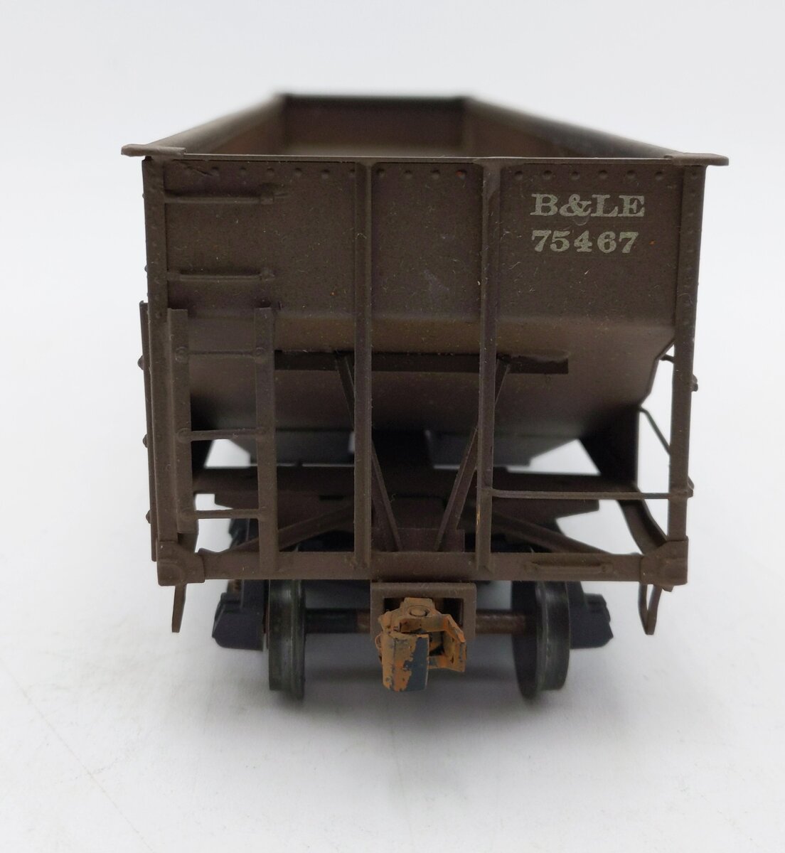 US Hobbies 701 O Scale 2-Rail Offset Side  3-Bay Hopper EX/Box