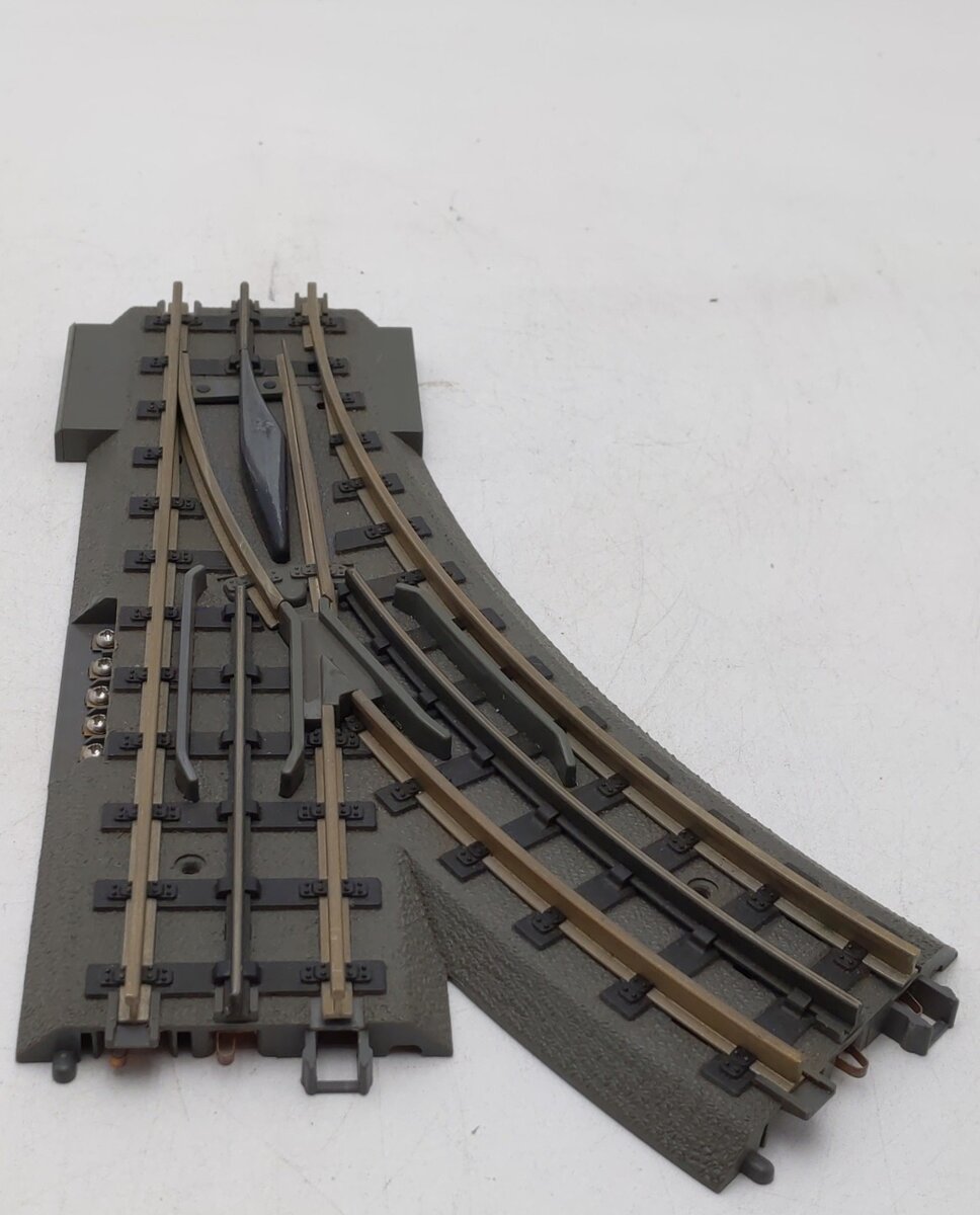 MTH 40-1044 042 Nickel Silver RealTrax Left Hand Remote Switch Turnout EX