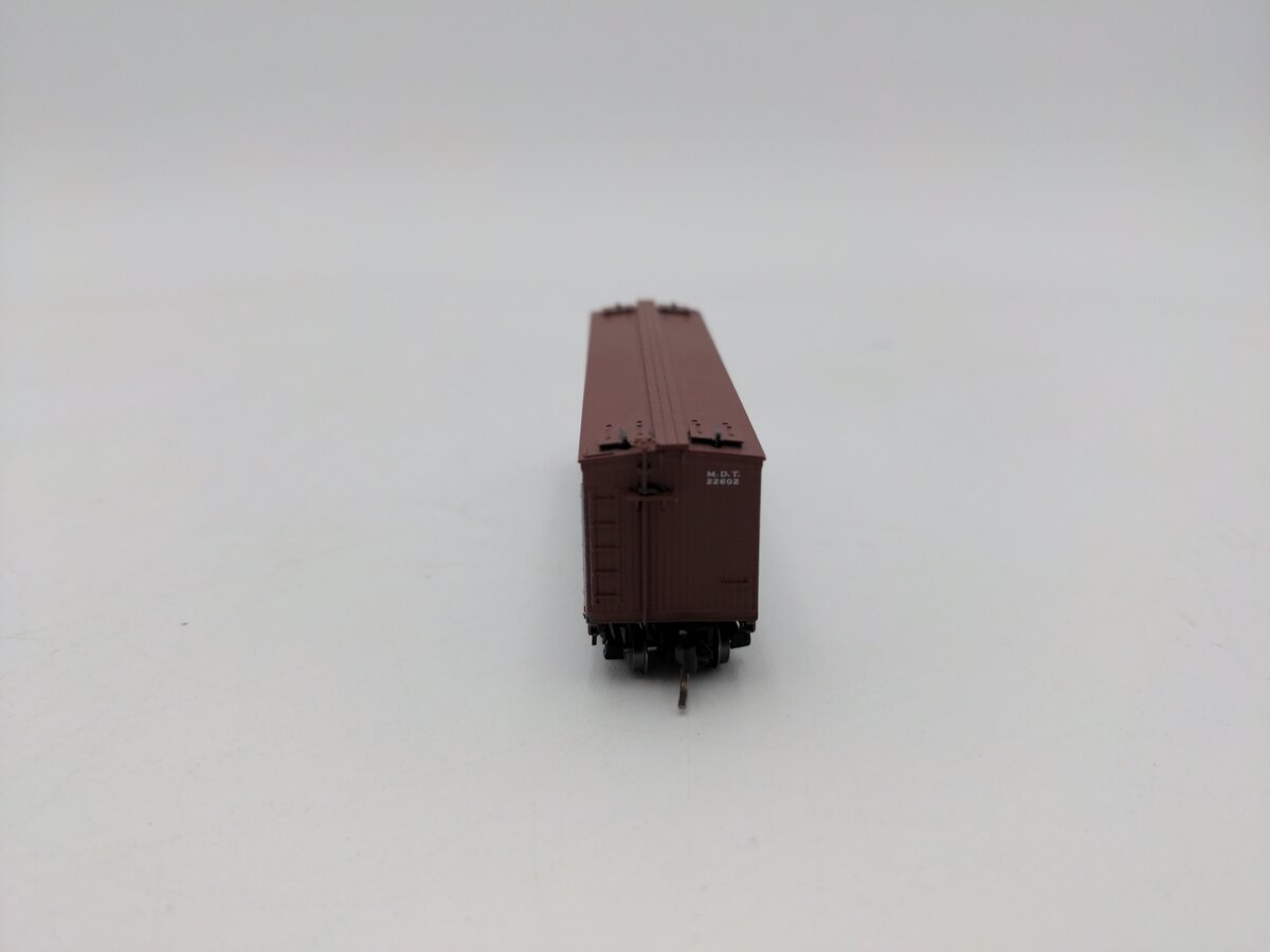 Micro-Trains 04900140 N New York Central 40' Double Sheathed Reefer #22602 LN/Box