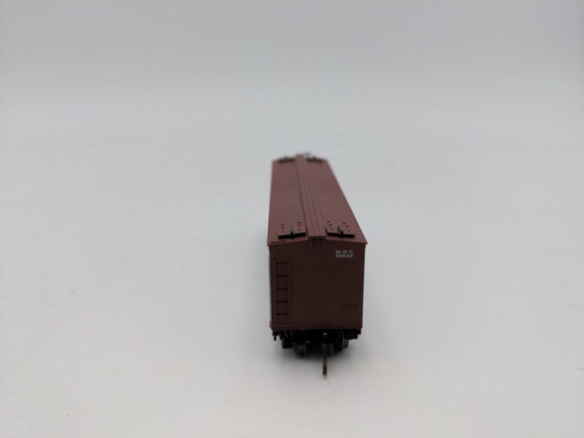 Micro-Trains 04900140 N New York Central 40' Double Sheathed Reefer #22602 LN/Box